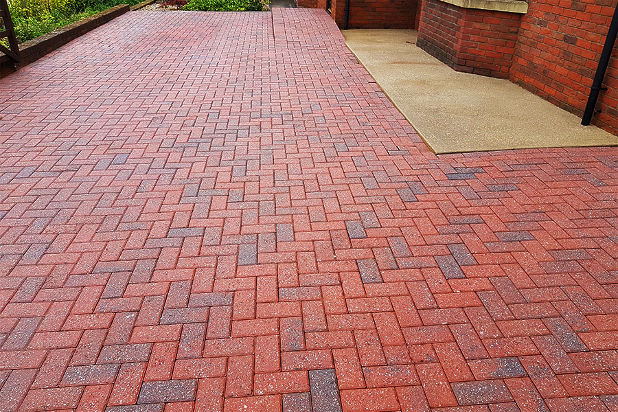 Pressure Cleaning - Driveway